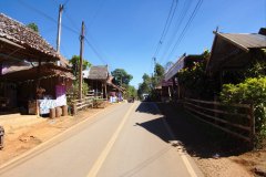 The only street in Pang Oung.
