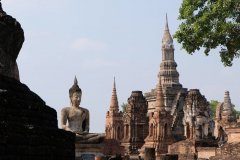 Status and temples were to be seen in every diection